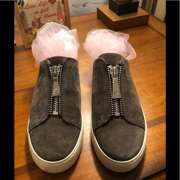 🌸 Perfect Suede - New - Frye Tennis Shoes - Picture 1 of 4